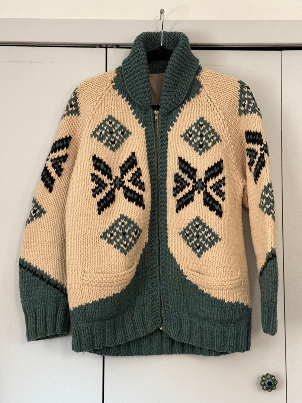 Vintage 70’s Cowichan Wool Heavyweight Handknit Cardigan Sweater